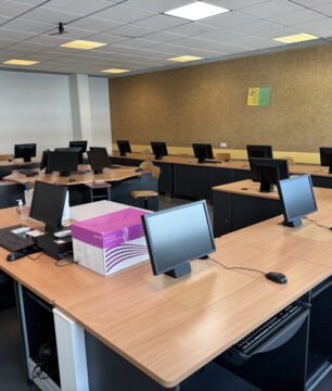 Salle informatique